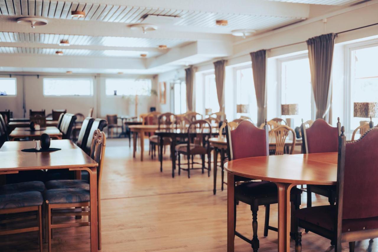 Nadden Hotell & Konferens Ramnas Bagian luar foto