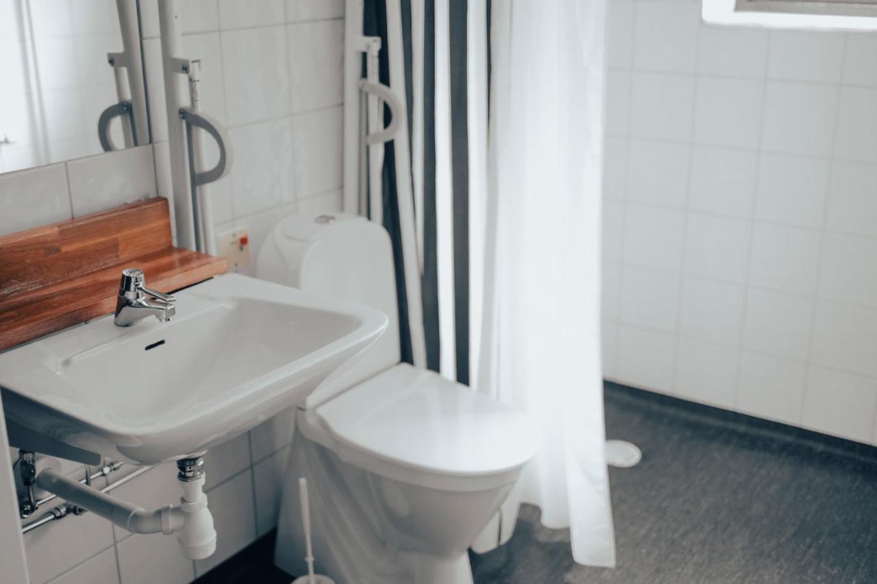 Nadden Hotell & Konferens Ramnas Bagian luar foto